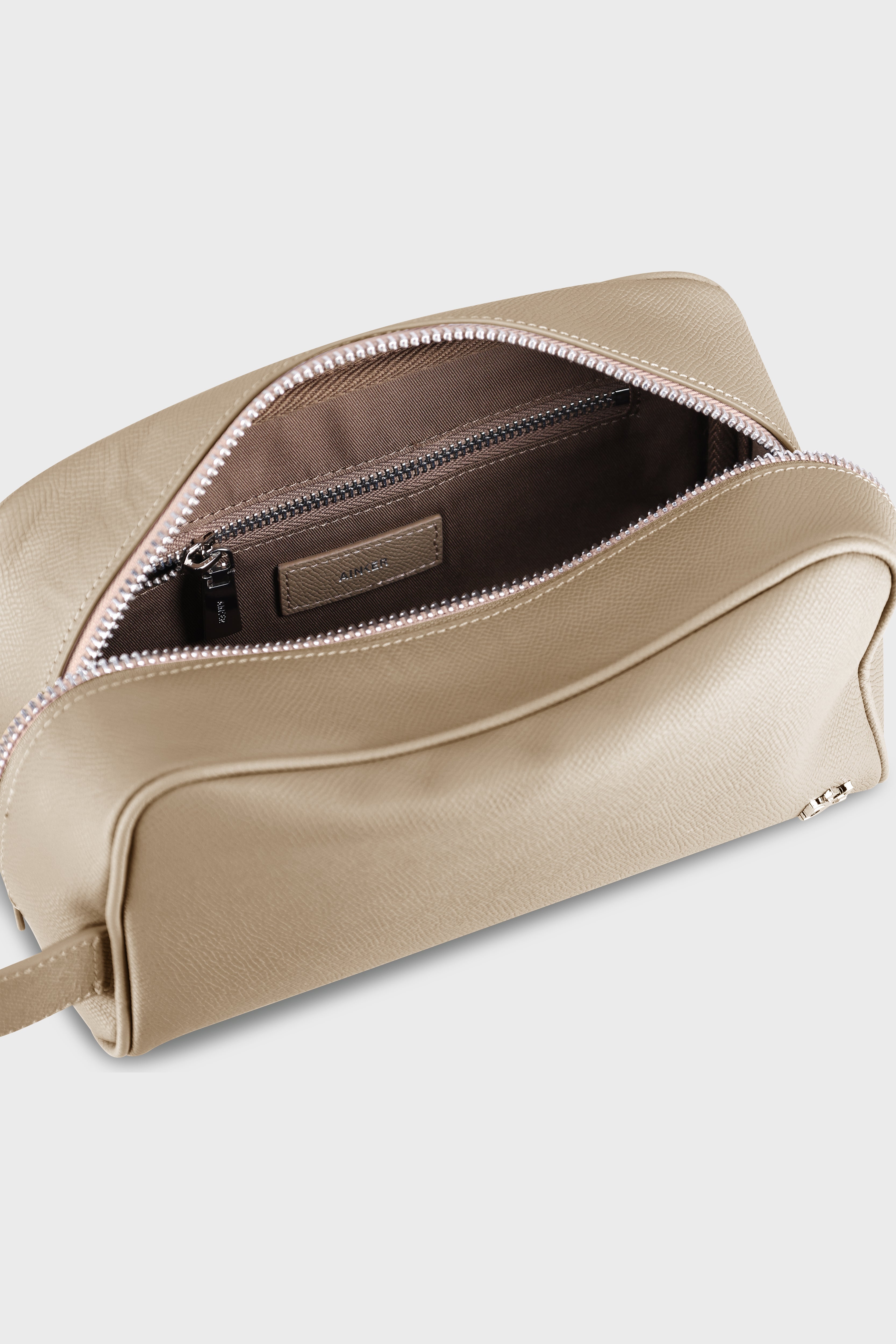 תיק Desert Sand 866 Studio Pouch