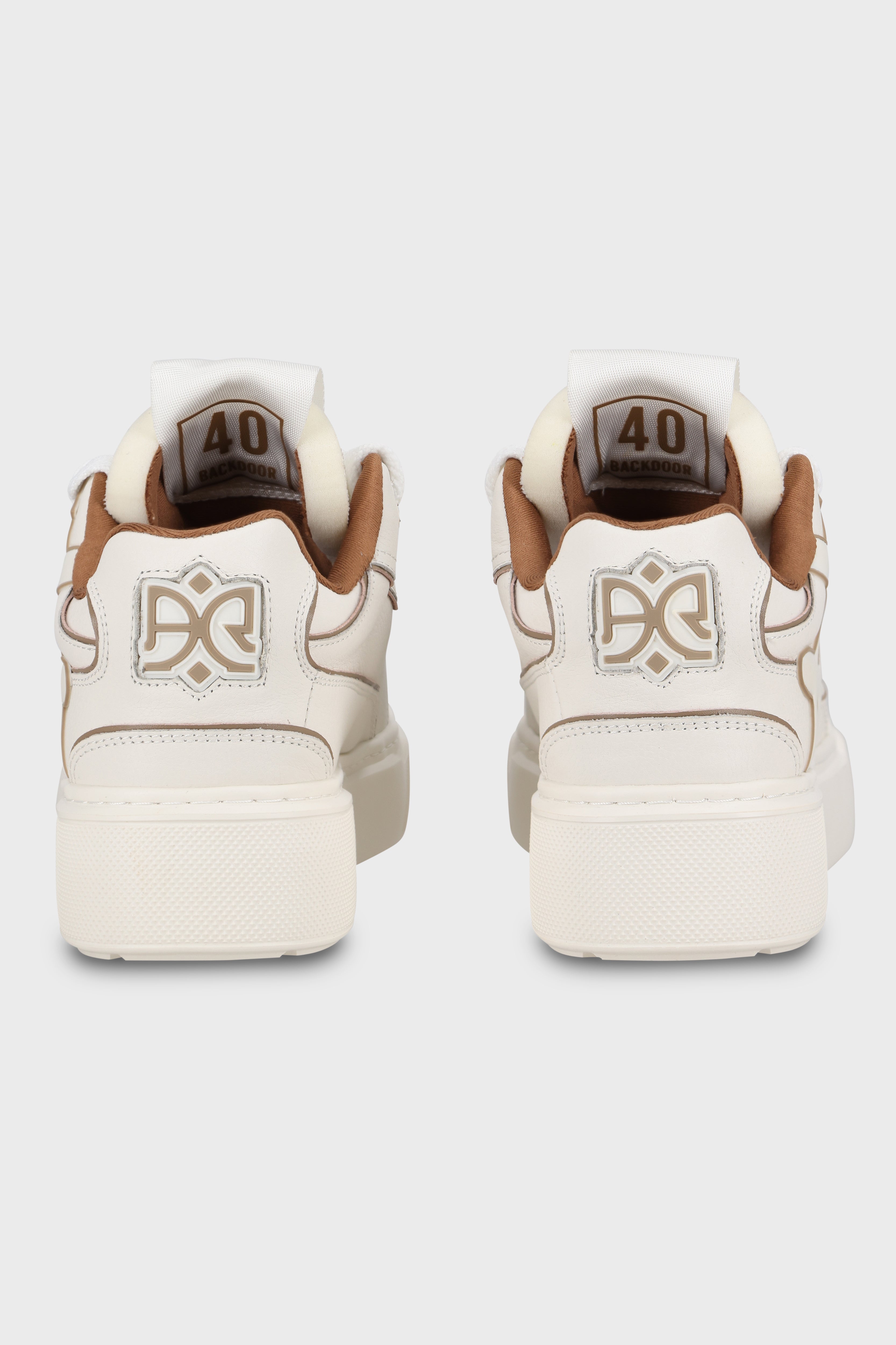 סניקרס Backdoor Leather White Mocha