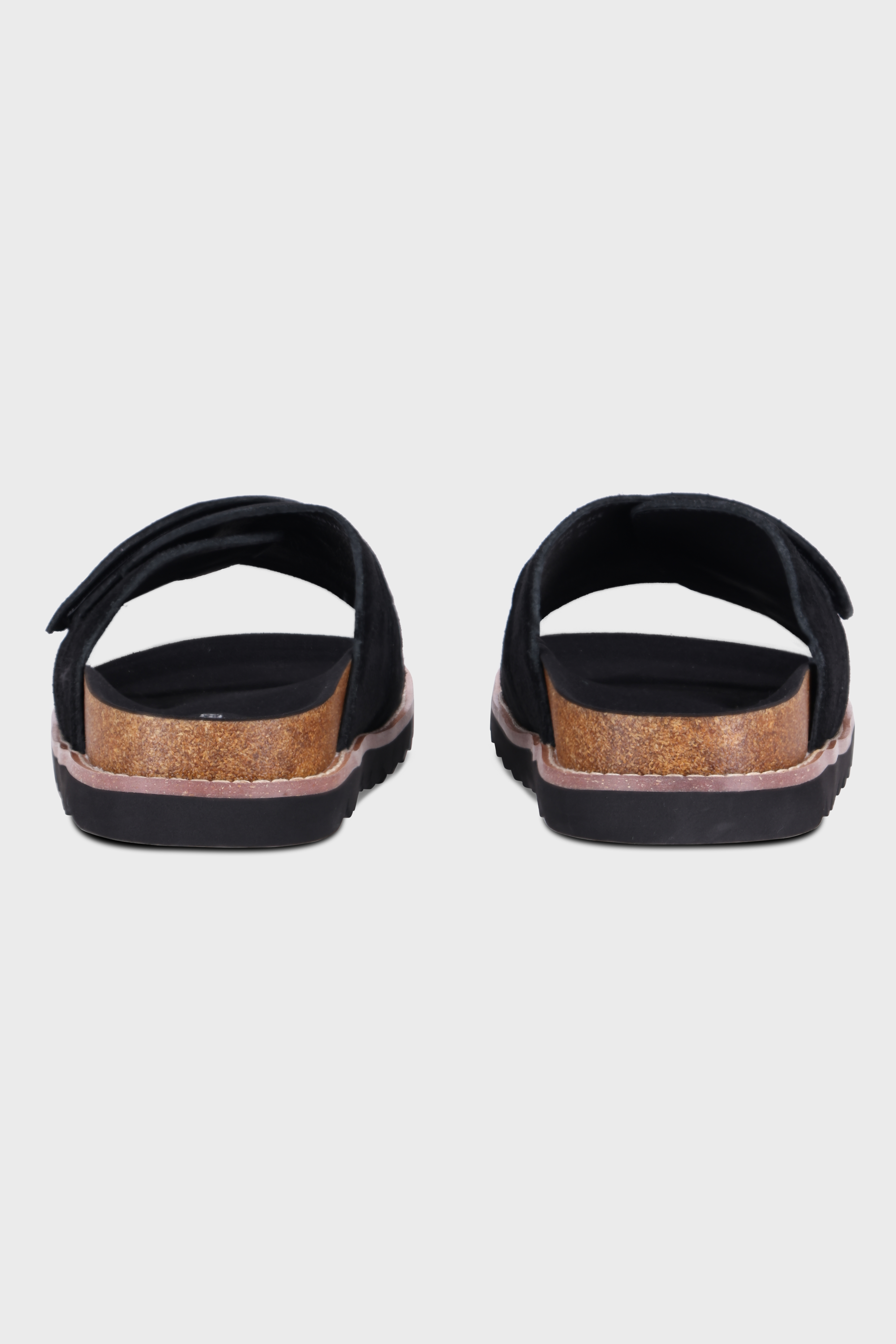 נעליים Regent Suede Black