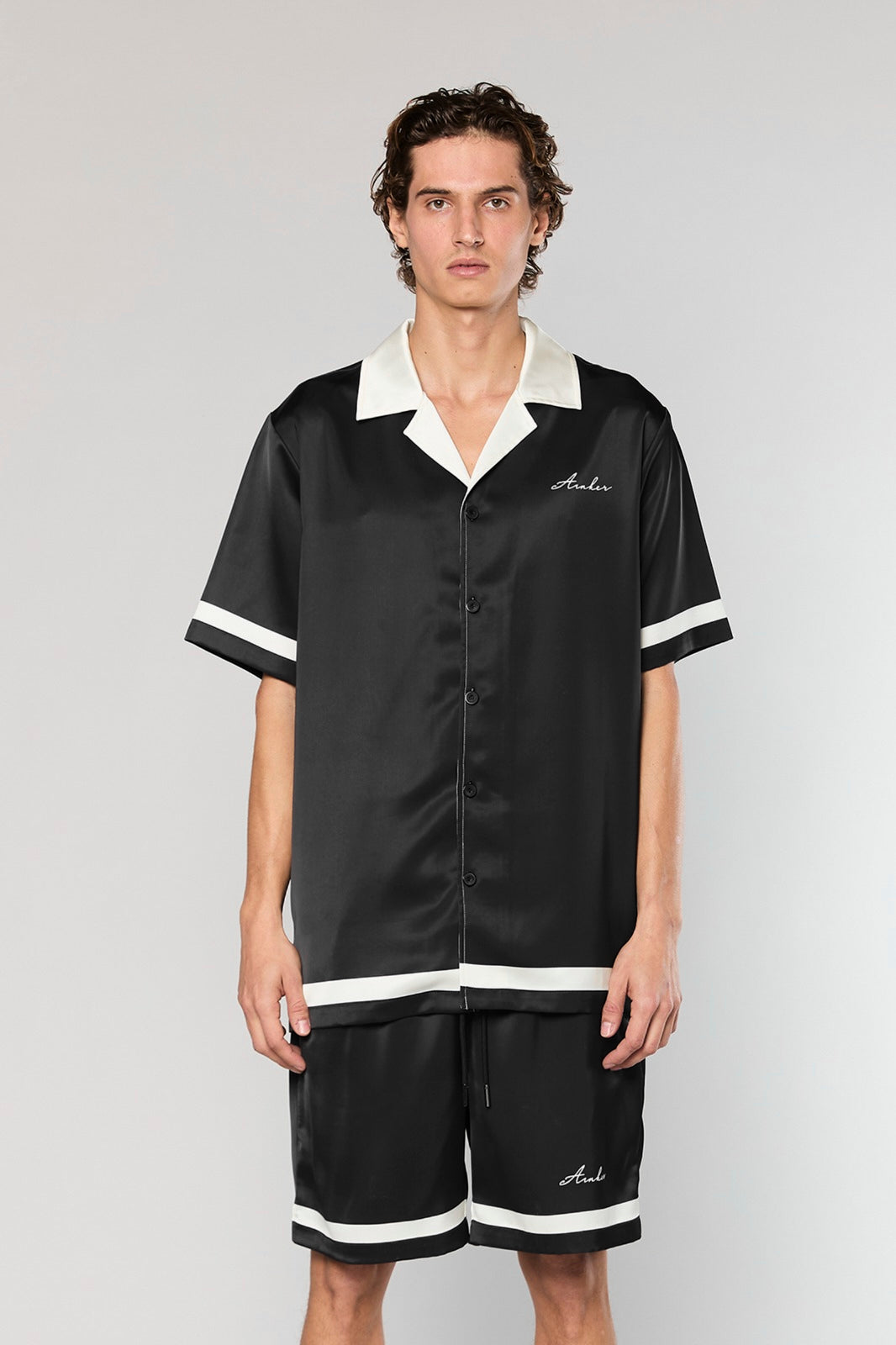 חולצה מכופתרת Satin 841 Black