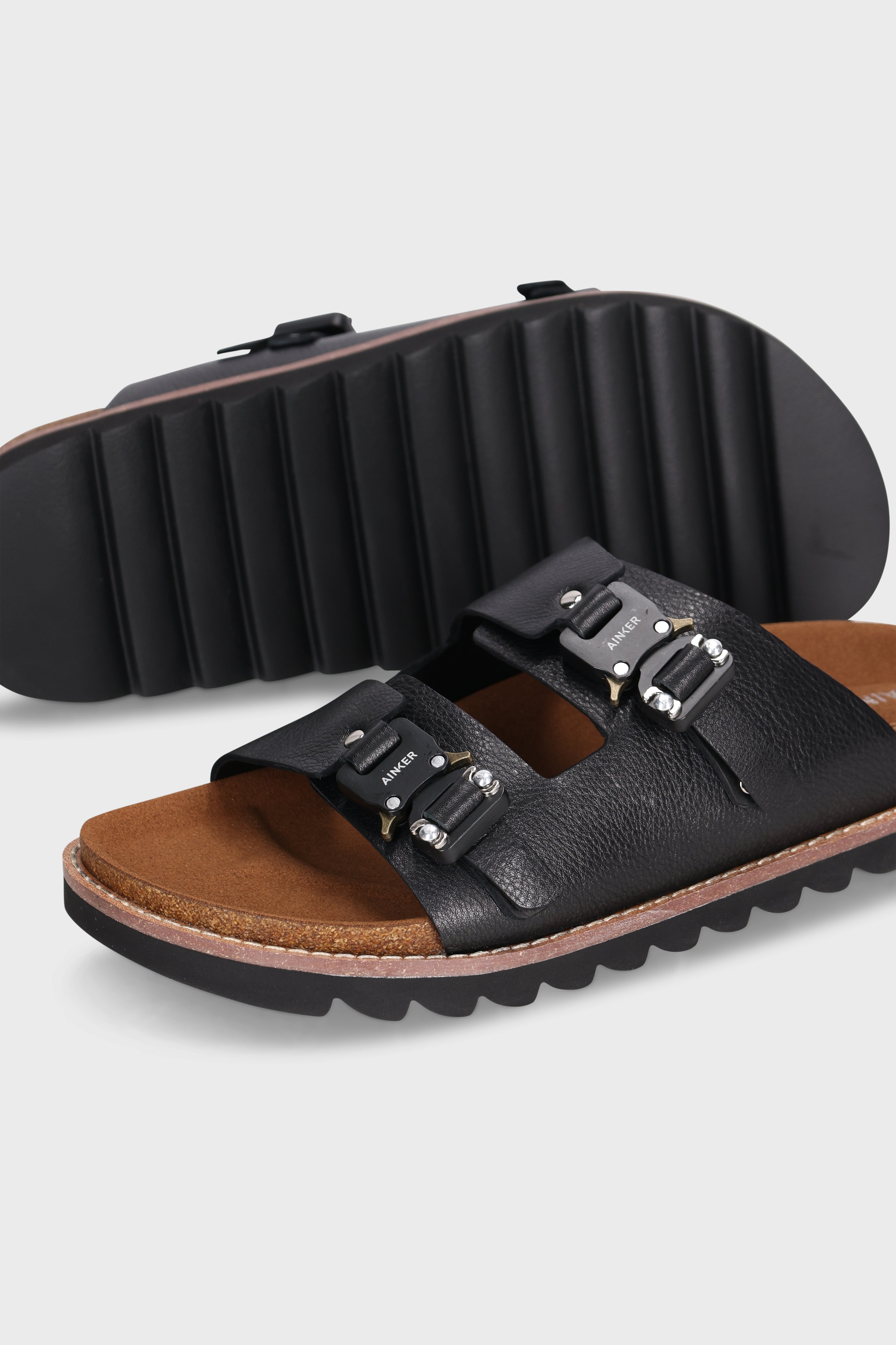נעליים Swish Buckle Black Leather