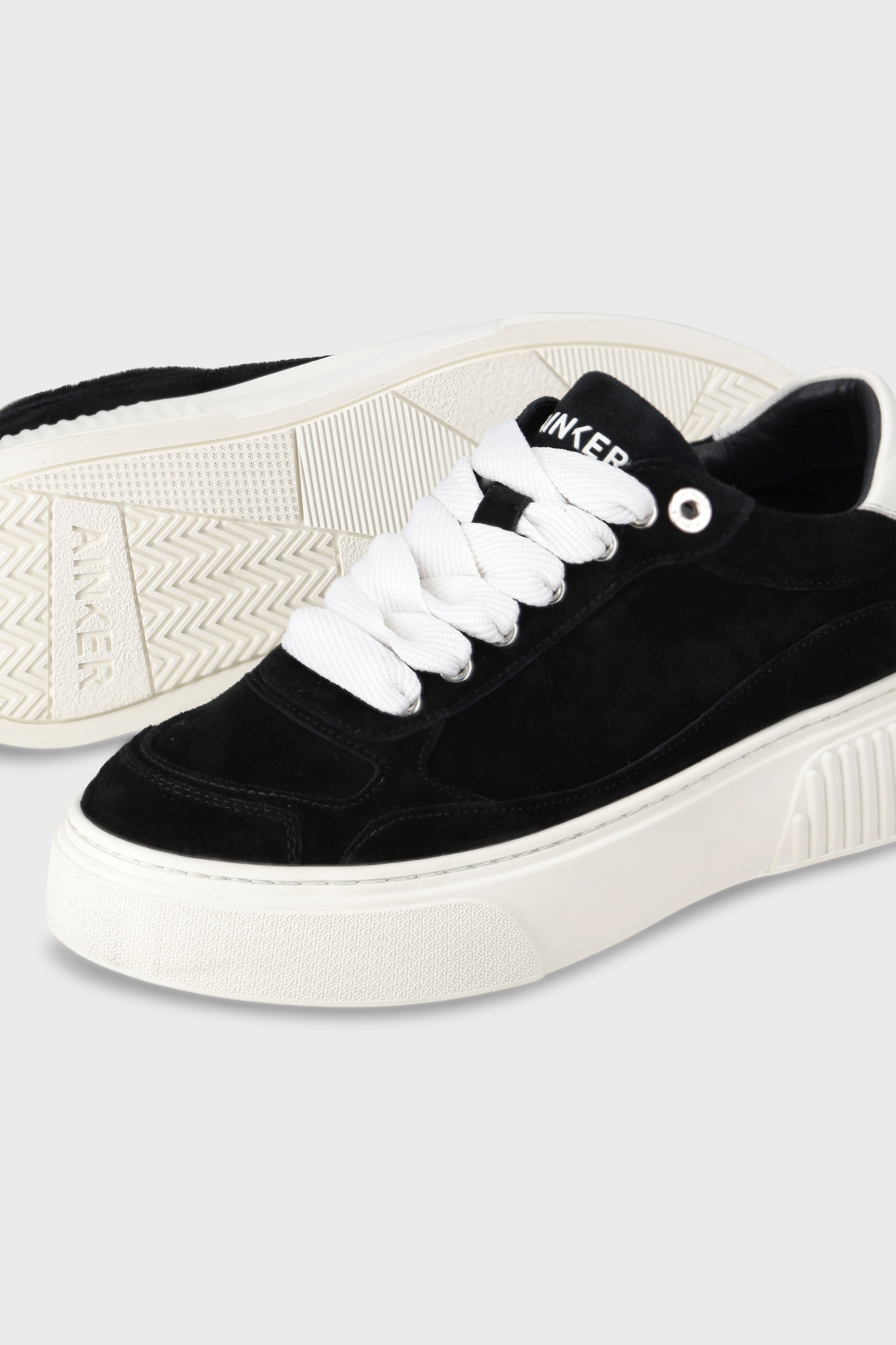 סניקרס Star Line Suede Black
