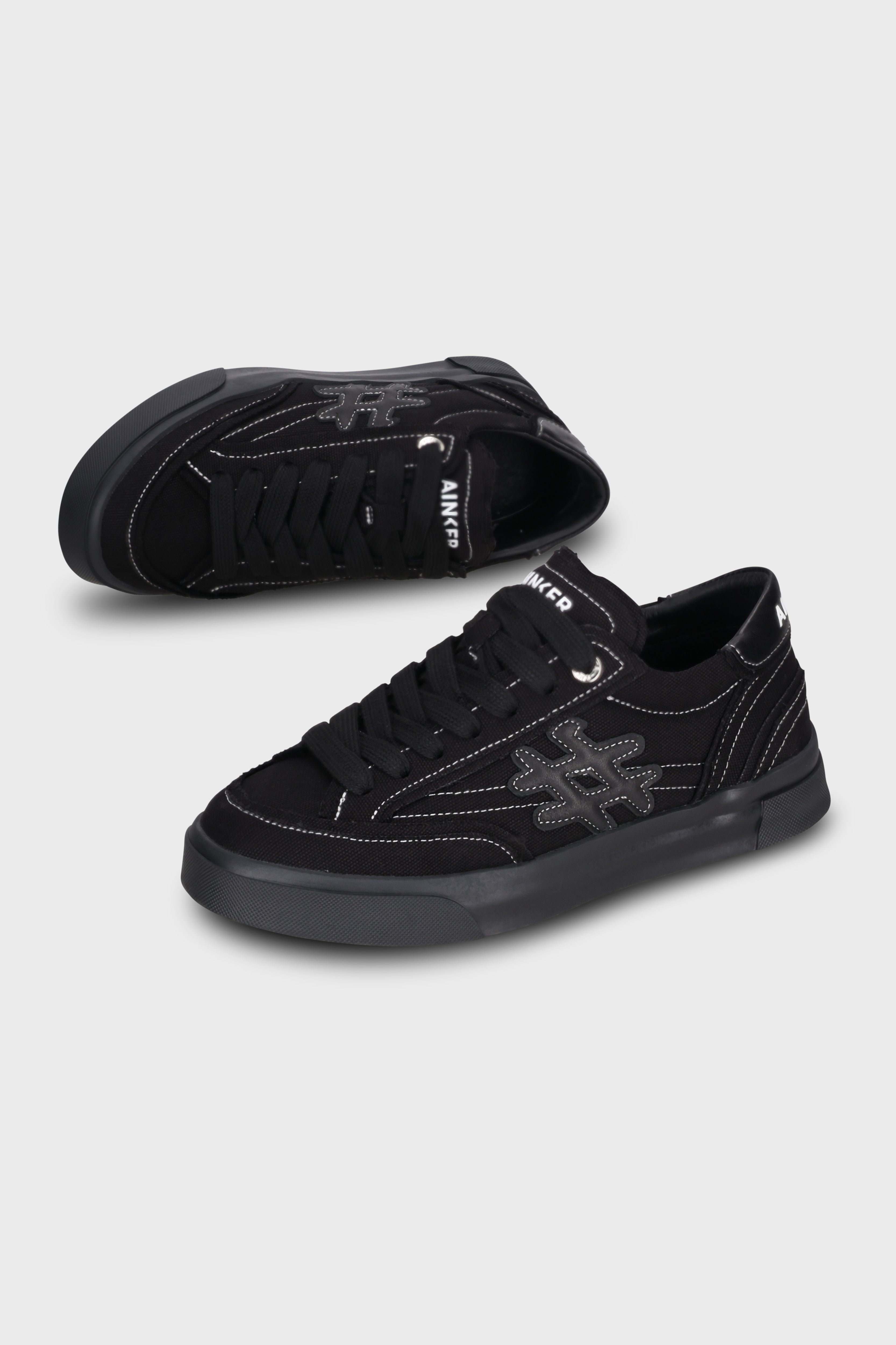 סניקרס Super Star Canvas Black