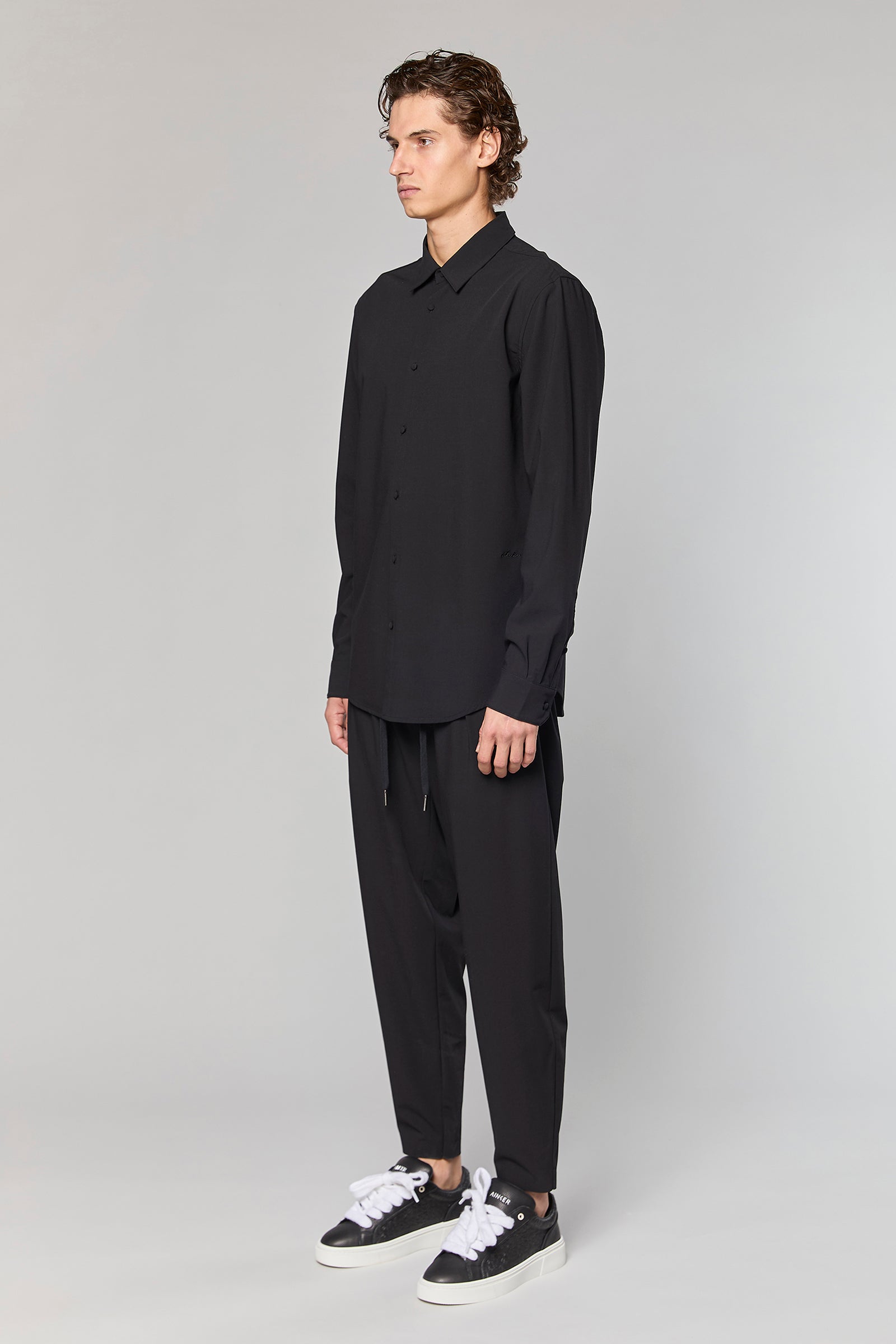 חולצה מכופתרת Wool Blend Black 779 Button