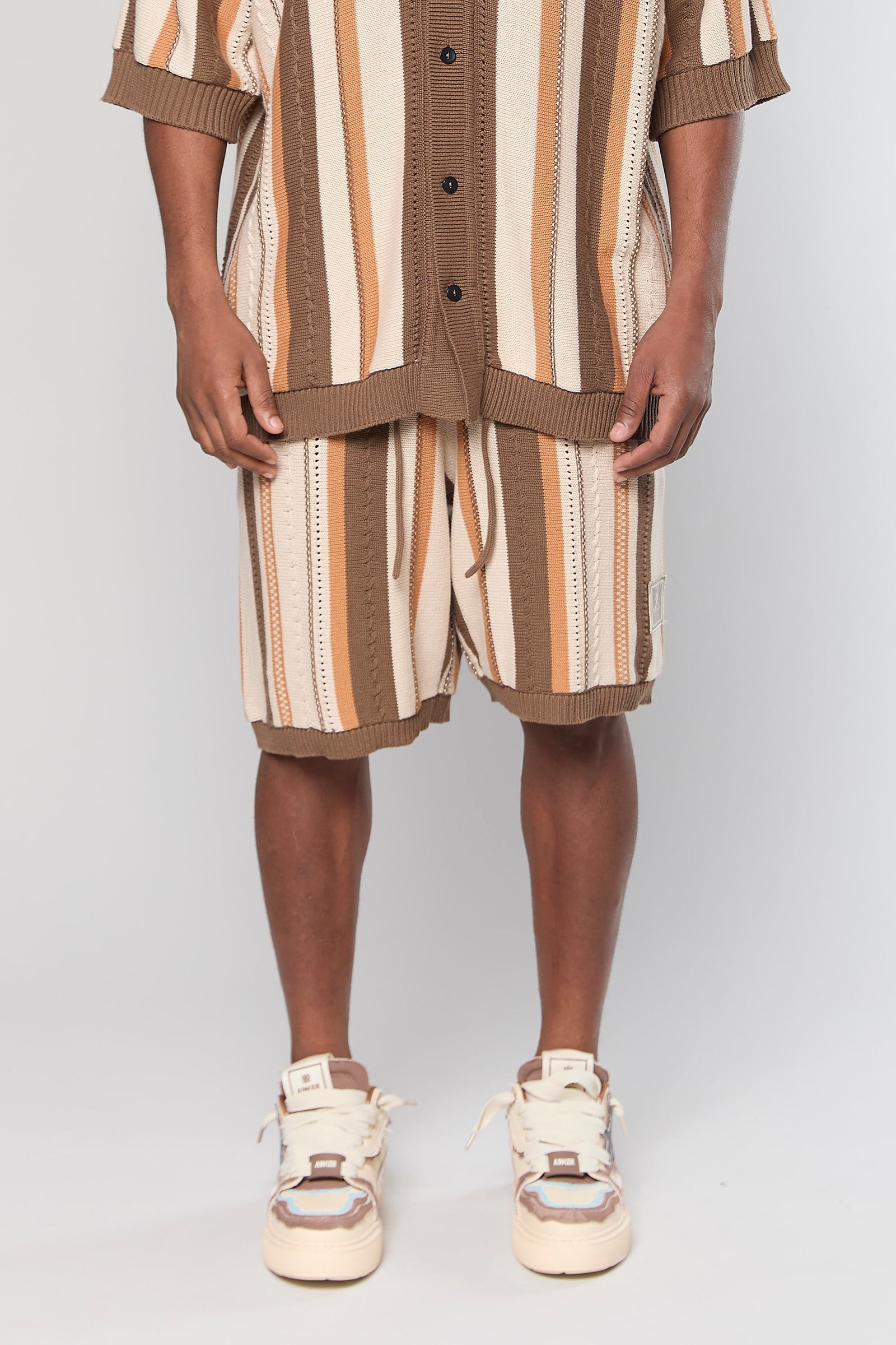 מכנס קצר Brown 720