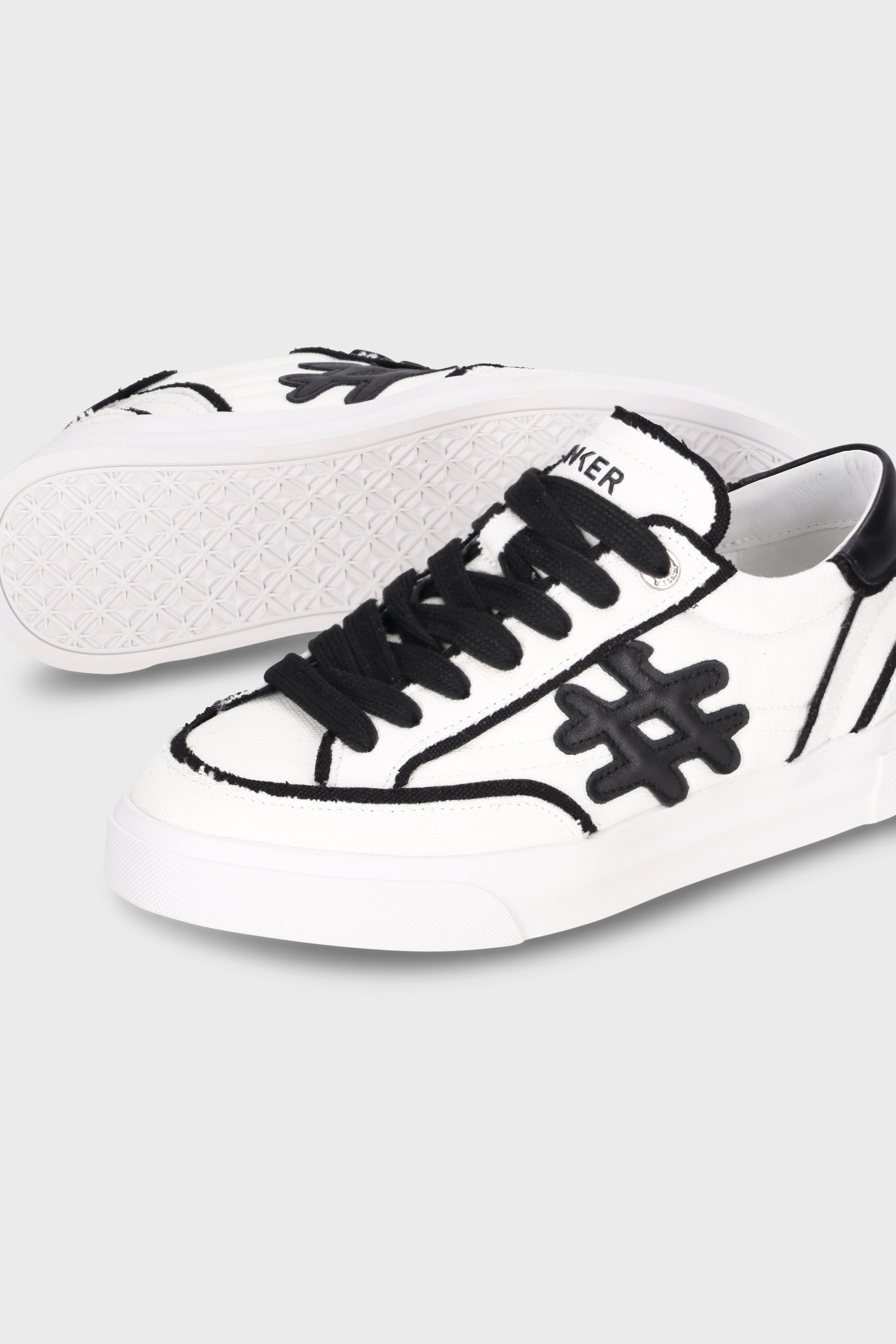 סניקרס Super Star Canvas White