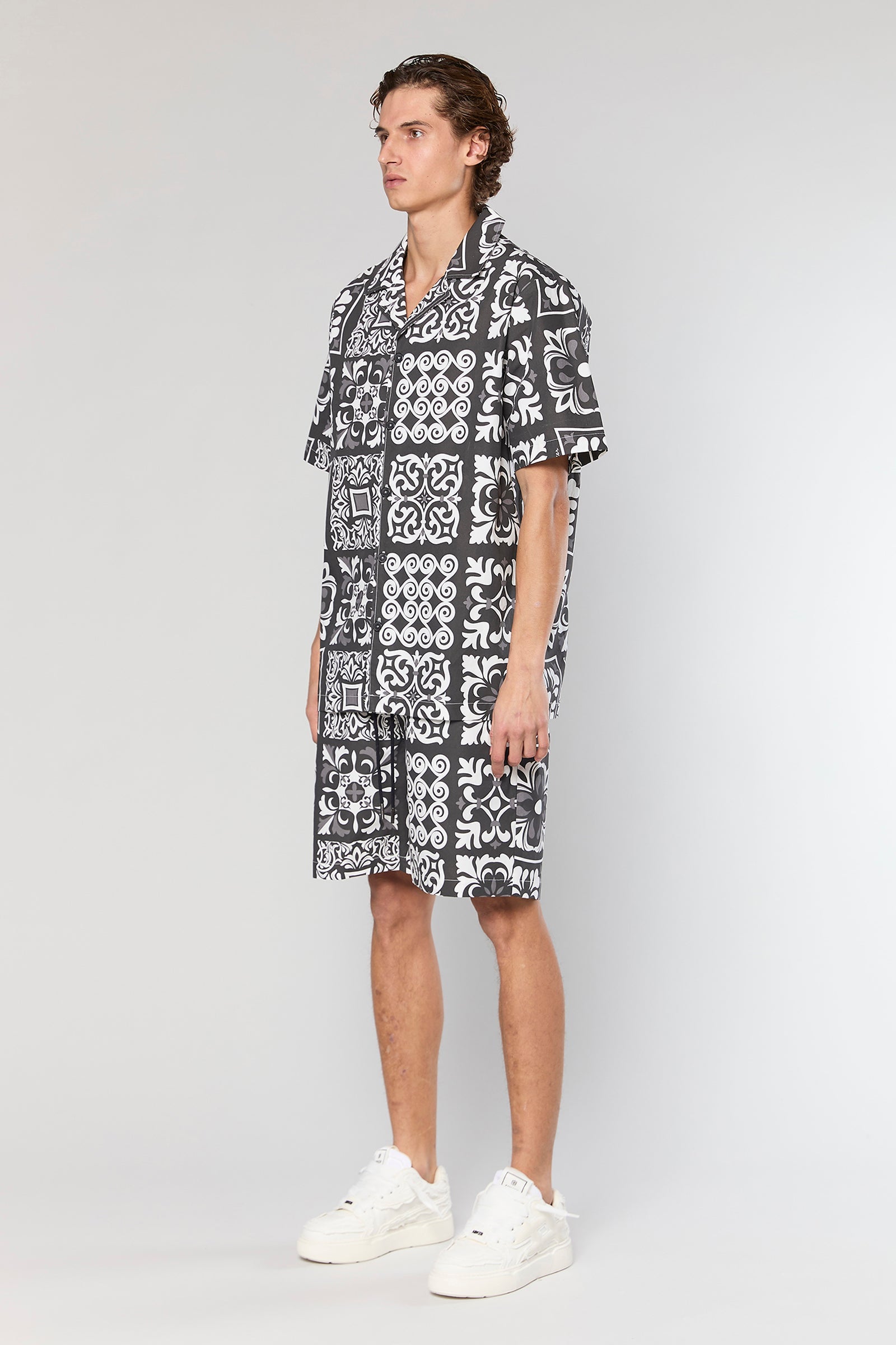 חולצה מכופתרת Cotton Poplin 840 Black