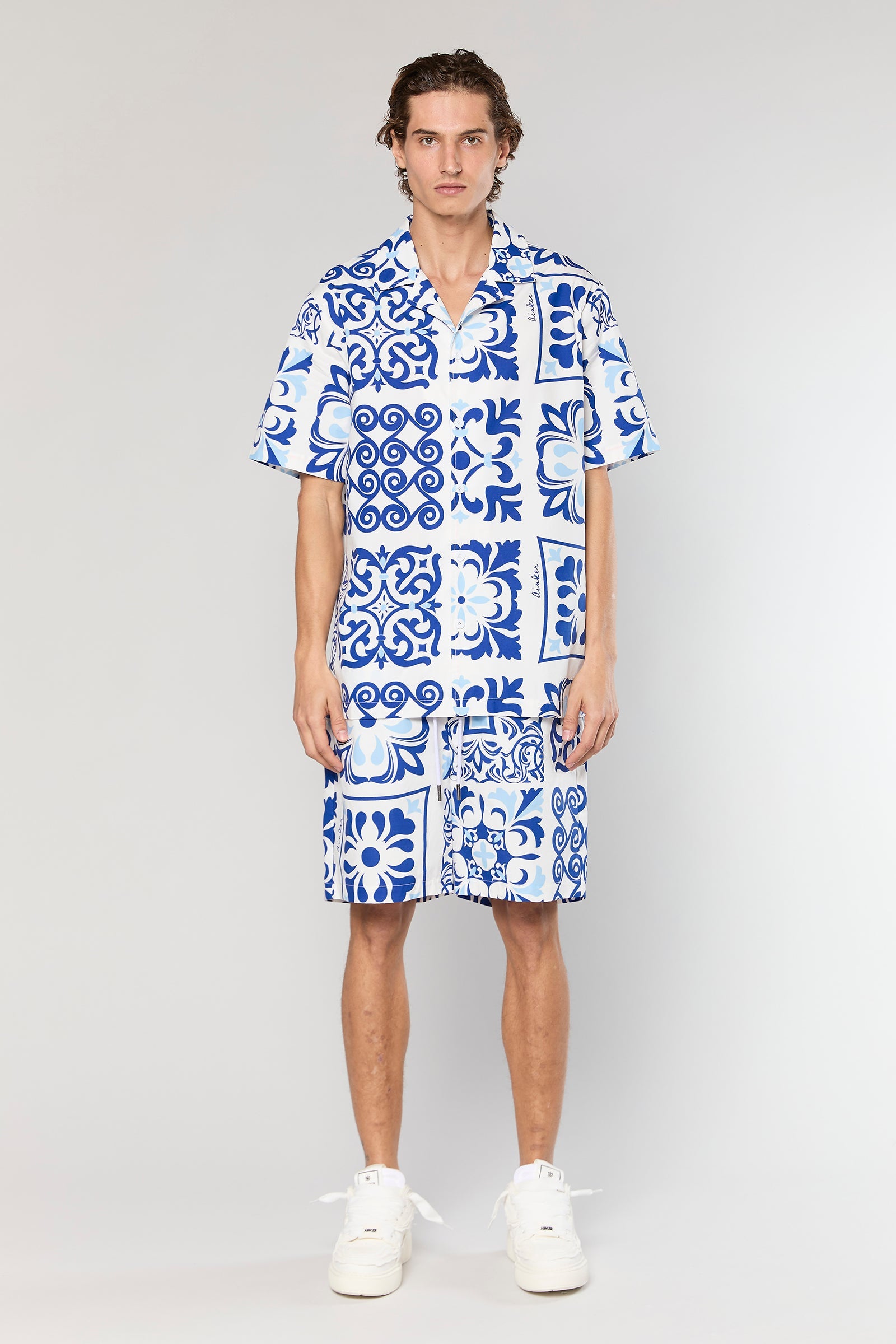 חולצה מכופתרת Cotton Poplin 840 Blue