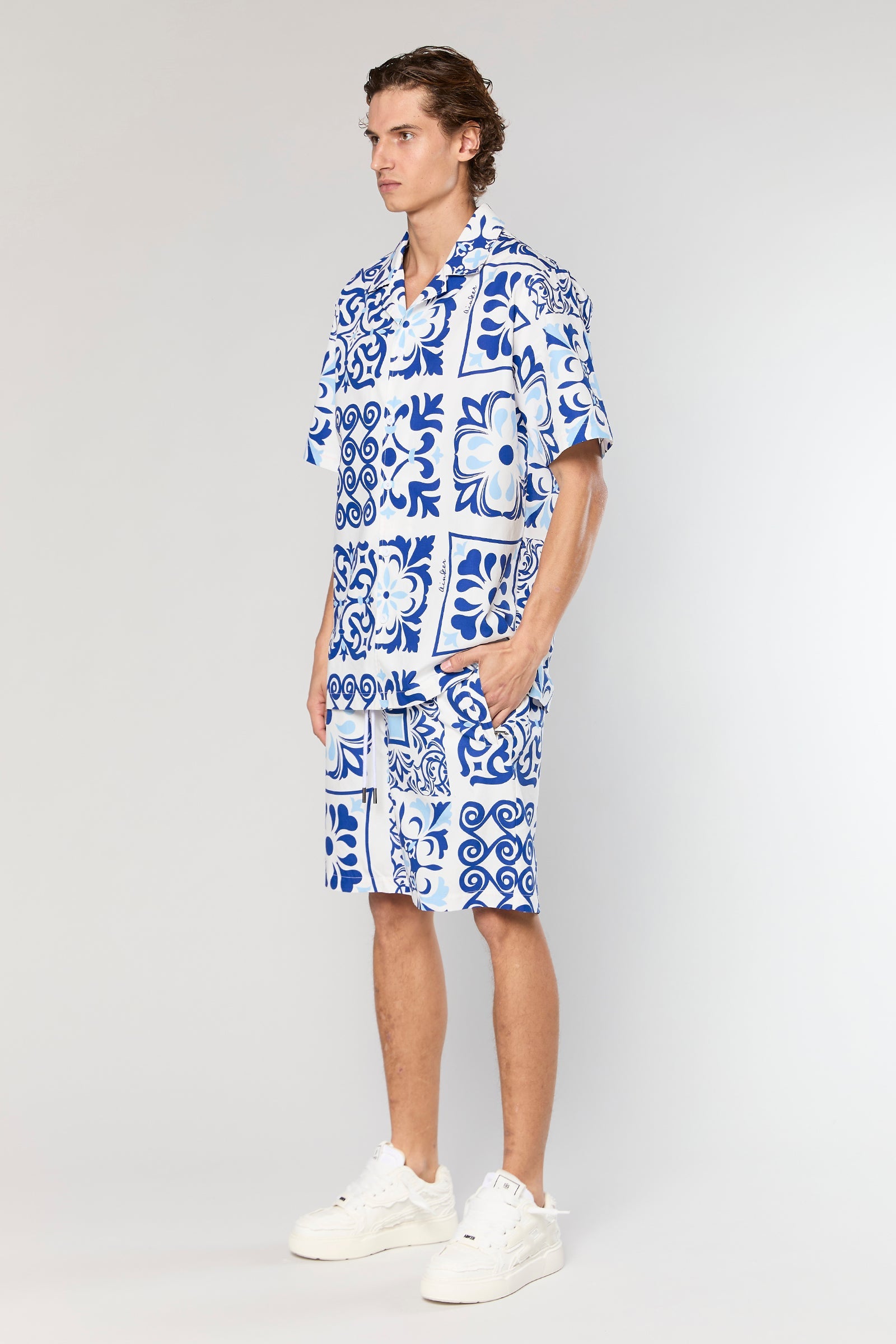 חולצה מכופתרת Cotton Poplin 840 Blue