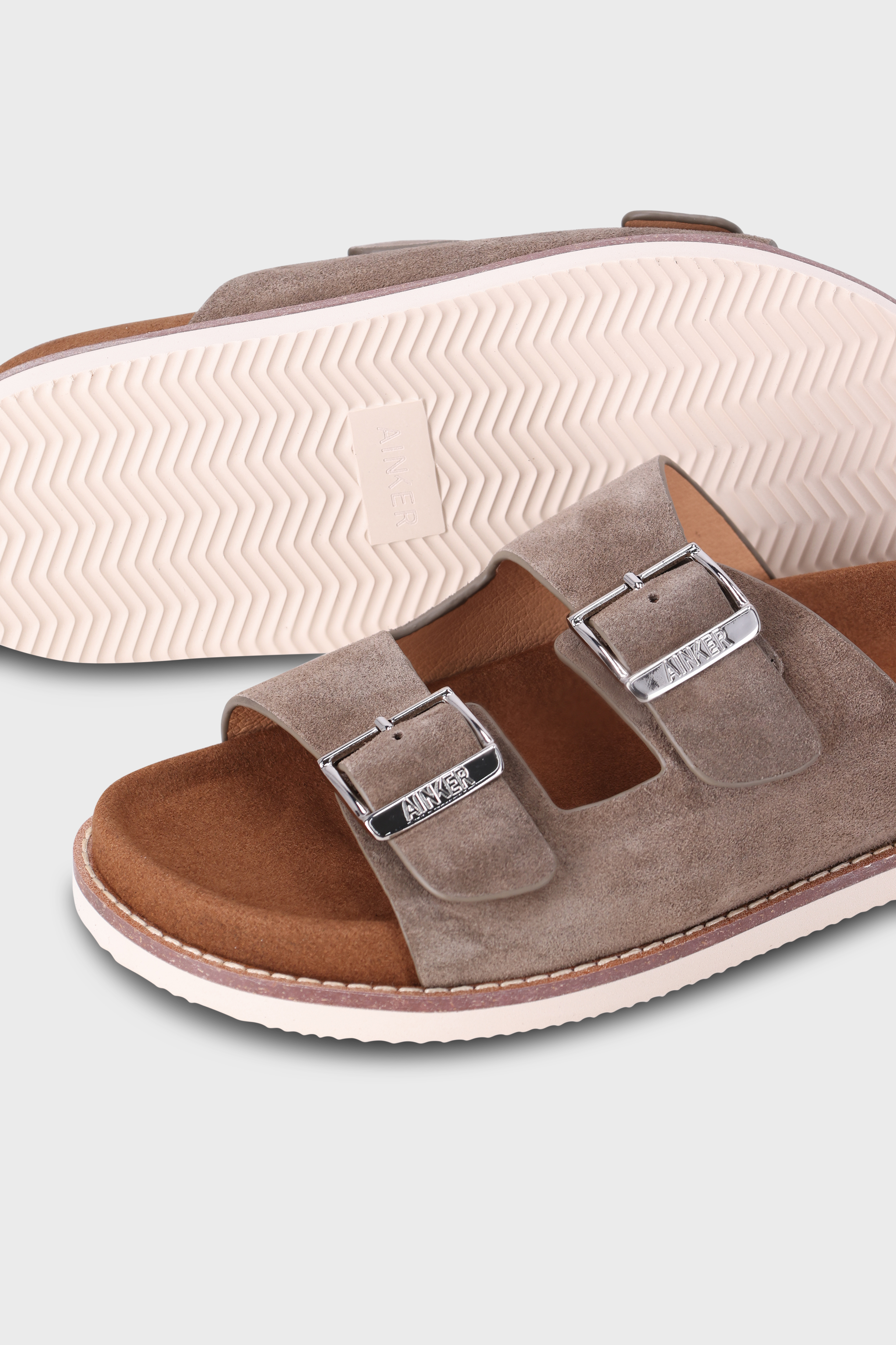 נעליים Ascot Green Suede