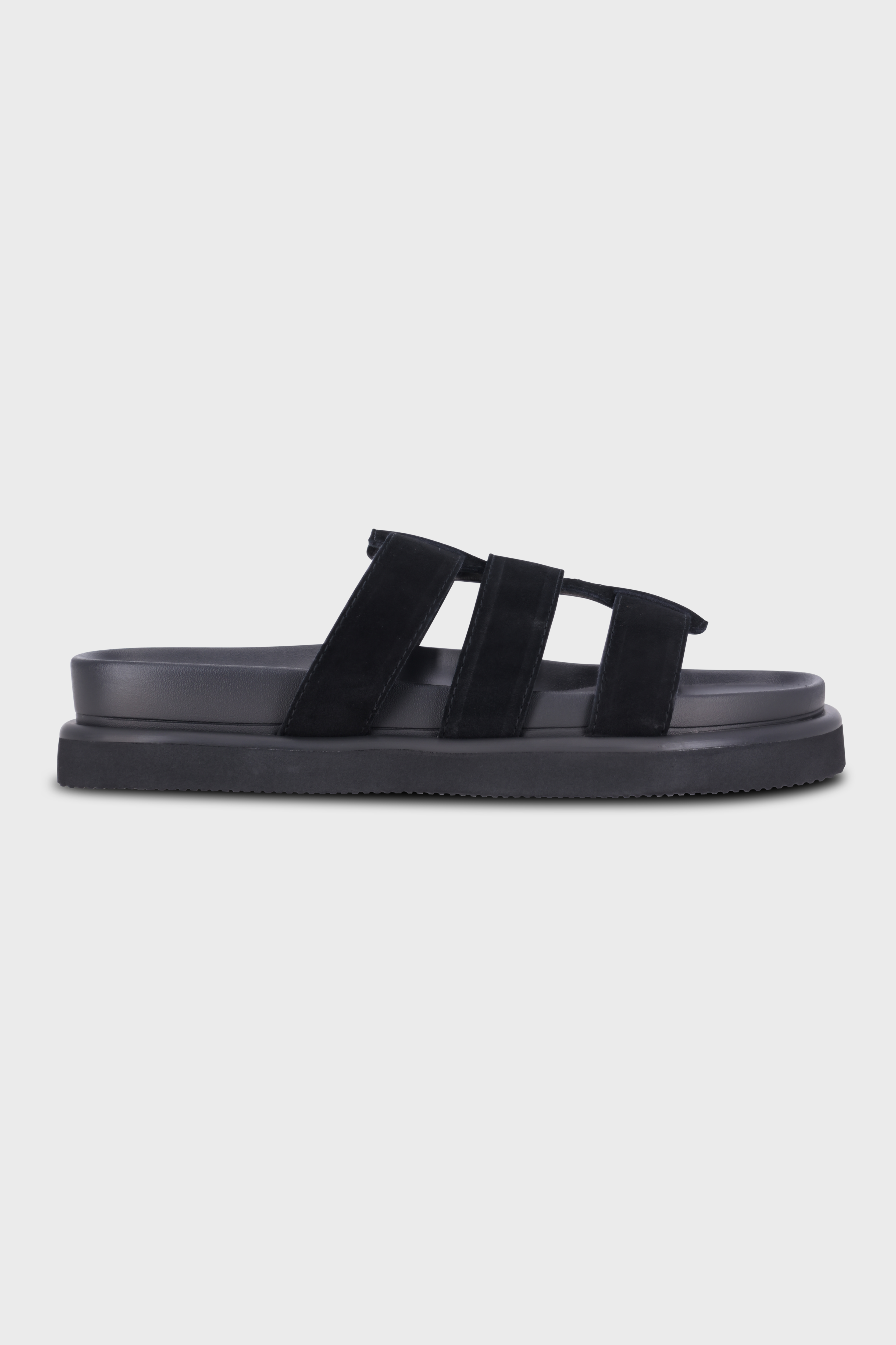 נעליים Atlas Black Suede